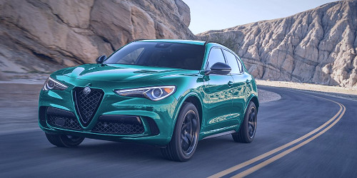 2022 Alfa Romeo Stelvio Quadrifoglio Review, Pricing, and Specs